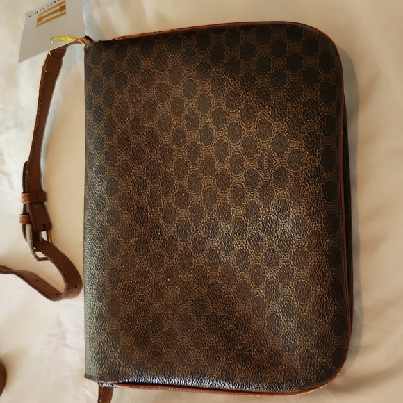 Celine Crossbody - Picture 6 of 6